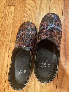 Dansko Women's Multicolor Leopard Print Clog